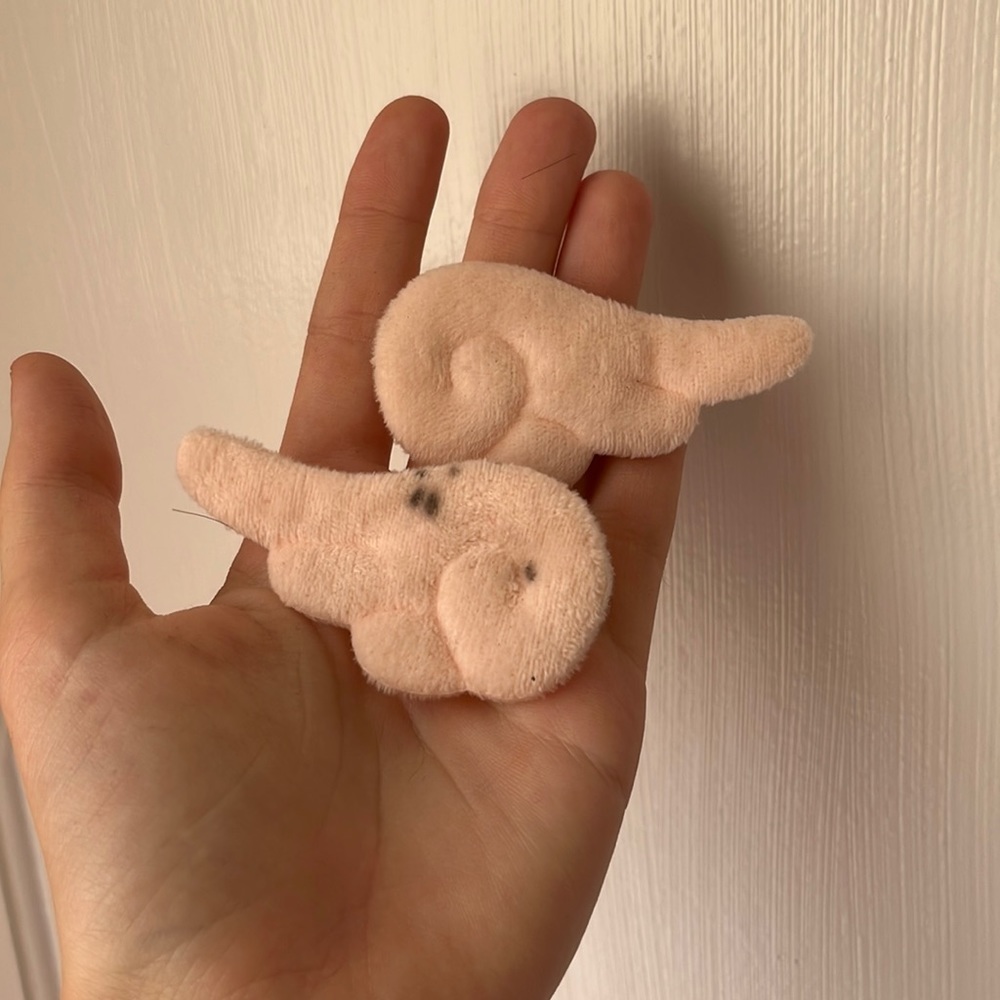 🌸4 for 10🌸Angel wing hair clips FREE WITH PURCHASE OF $20 OR MORE